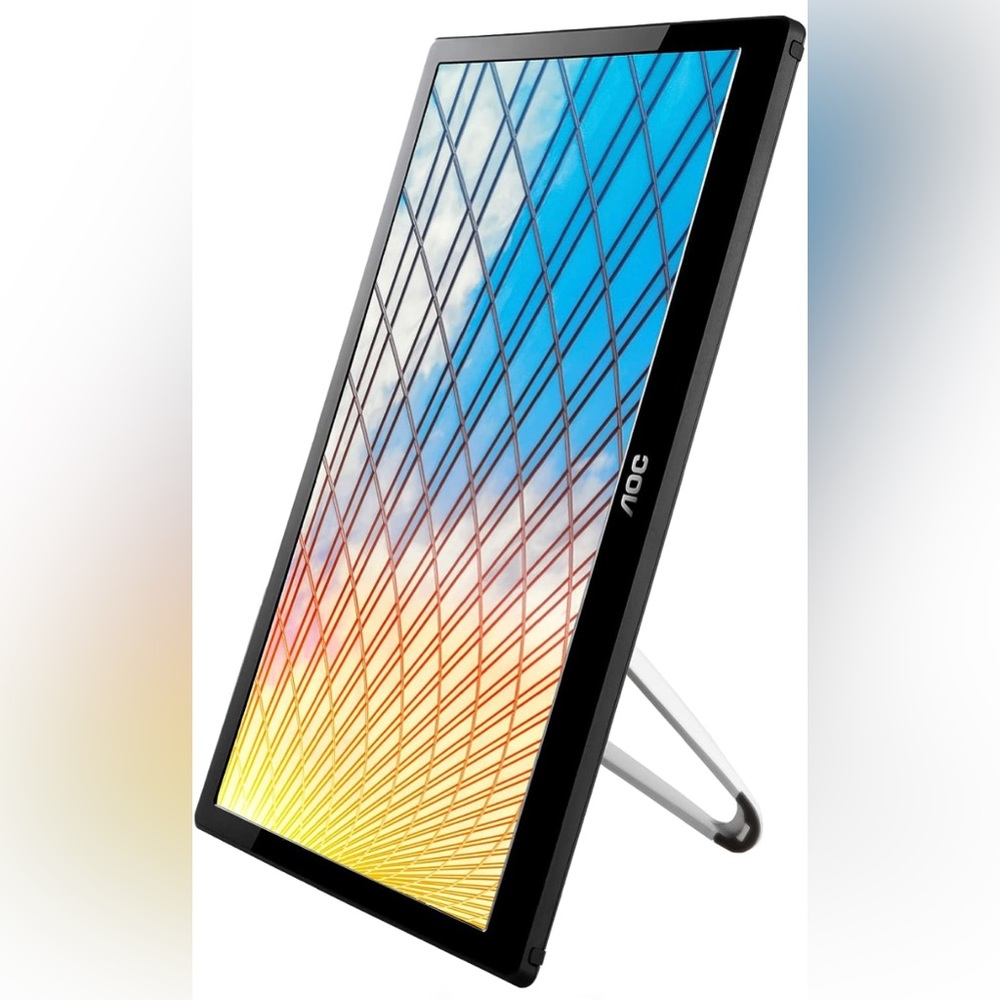 AOC 16.5” Plug and Play Portable Screen Display with case